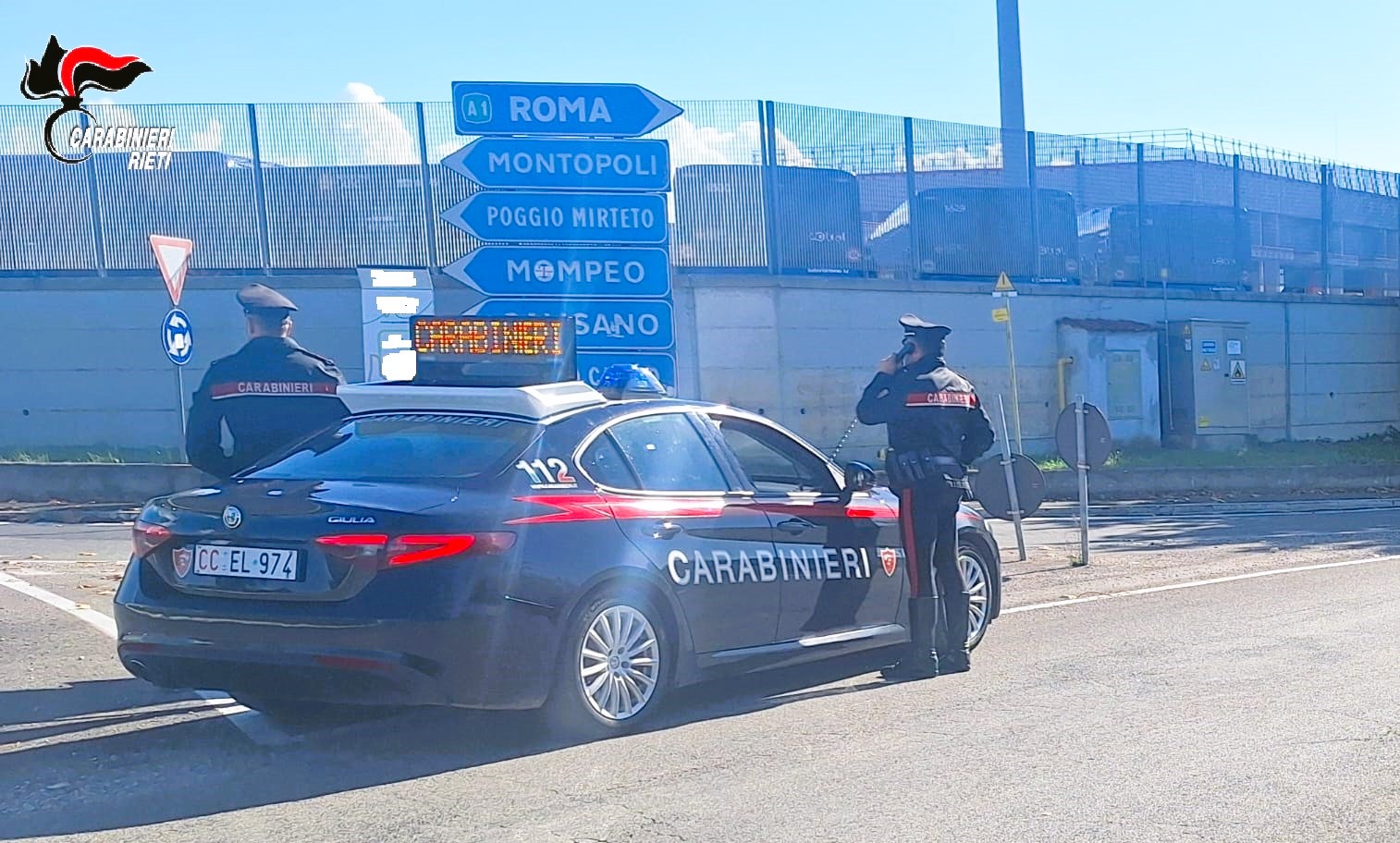 Deferimento di padre e figlio per una lite con una pistola scacciacani