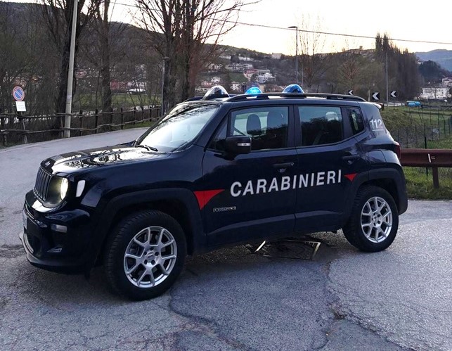 Violazione reiterata del divieto di avvicinamento all’ex coniuge: i Carabinieri arrestano un uomo