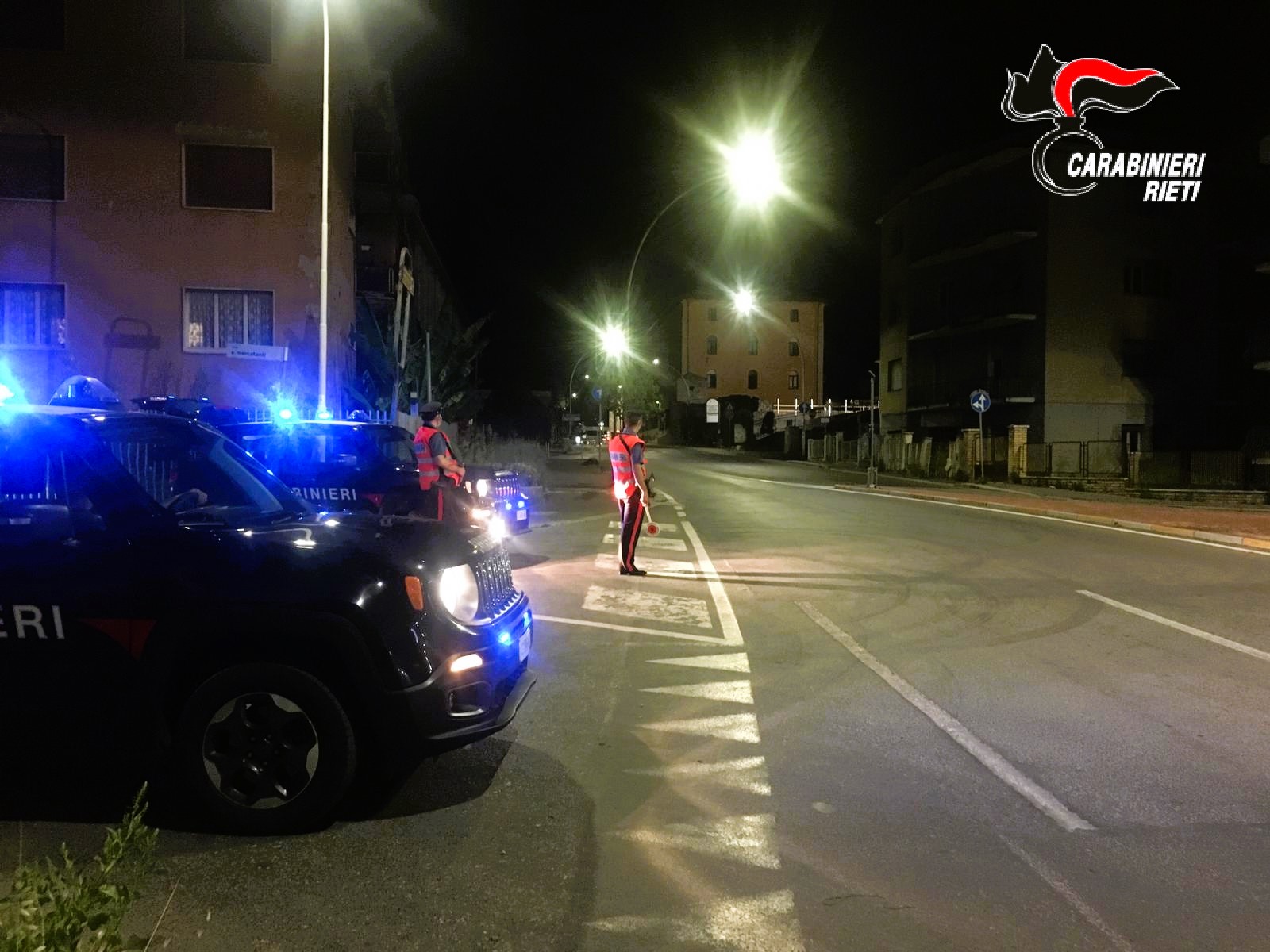 Controlli straordinari nel fine settimana, oltre 150 persone e 130 veicoli verificati