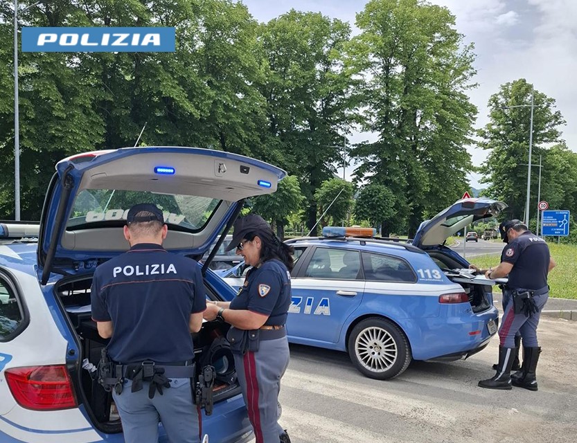 Movida estiva in sicurezza sulle strade: i controlli della Polizia Stradale