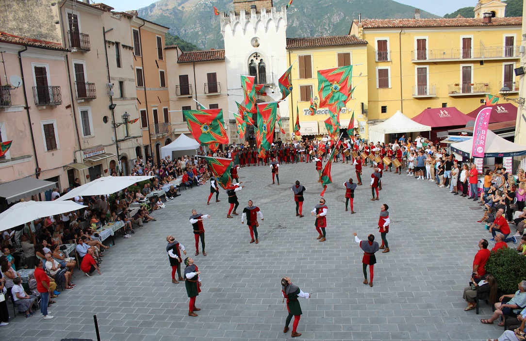 Sbandieratori di Borgo Velino: il 26 settembre l’Open Day