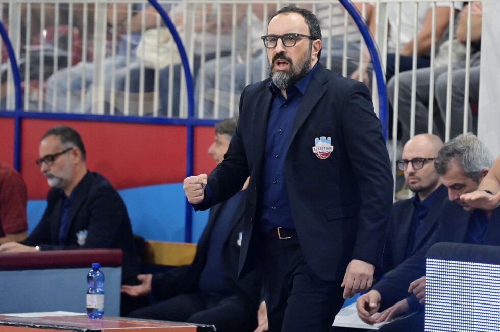 La Sebastiani domenica 11 sfida Pistoia Basket al PalaSojourner