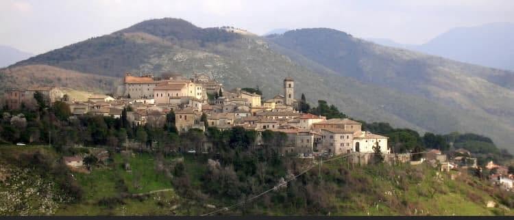 Passo Corese, paura vicino alla scuola: la vicenda scuote Fara in Sabina